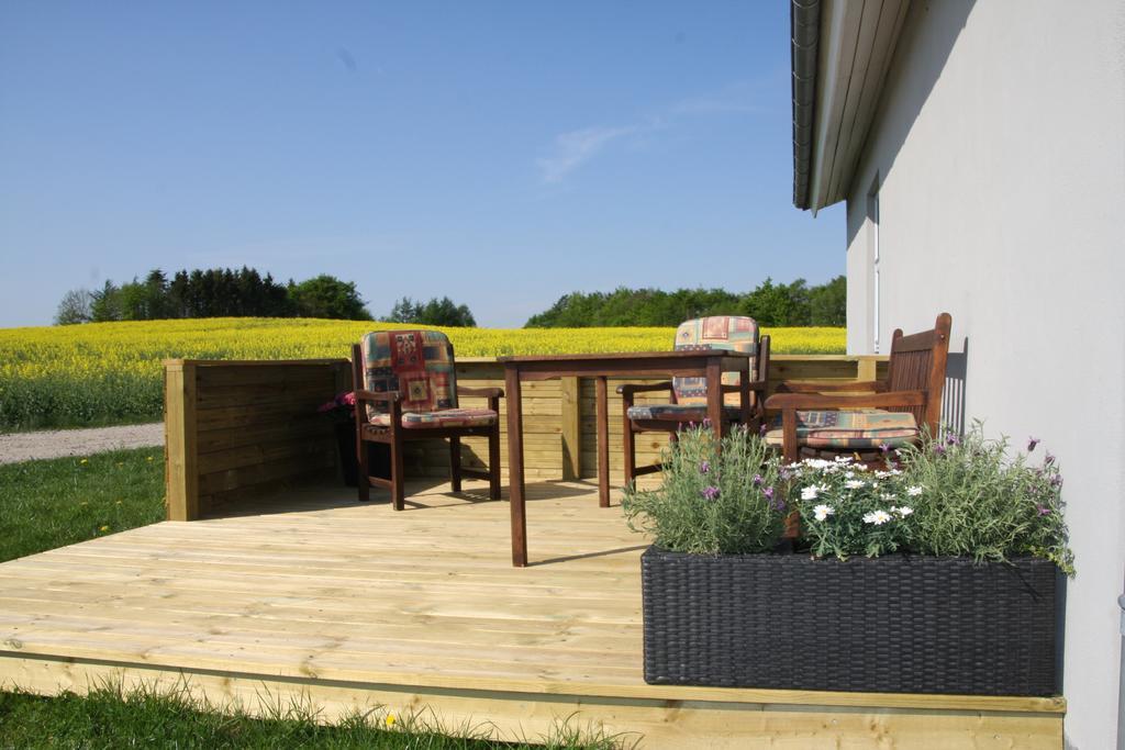 Hellerup Bed & Breakfast Logstrup Bagian luar foto